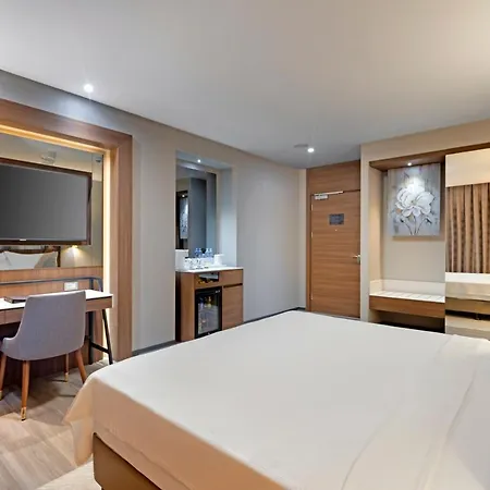 Limak Luxury Hotel Escópia