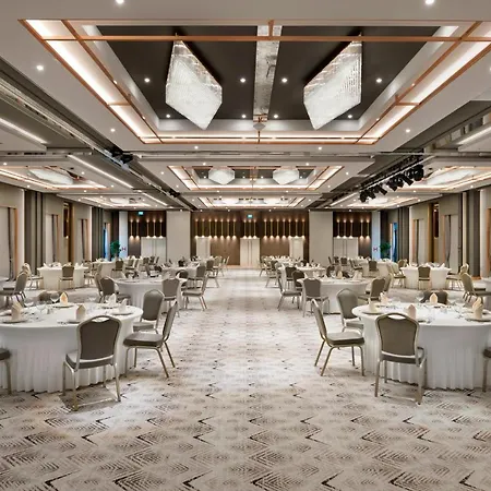 Limak Luxury Hotel Escópia